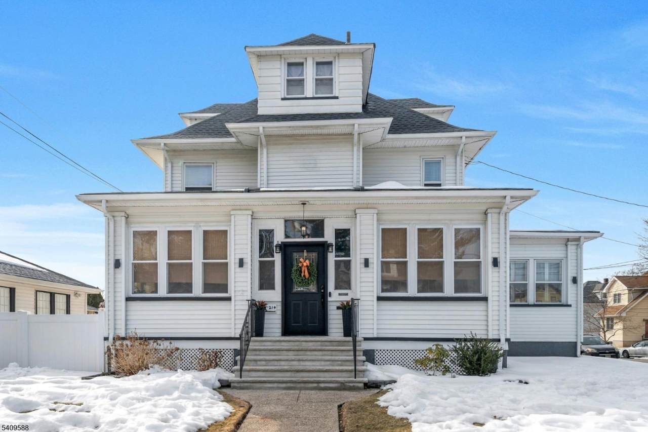 214 Trenton Ave - Photo 1