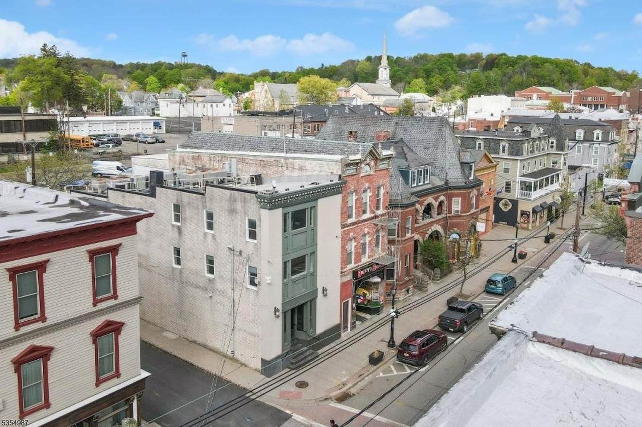 170 Spring St - Photo 1
