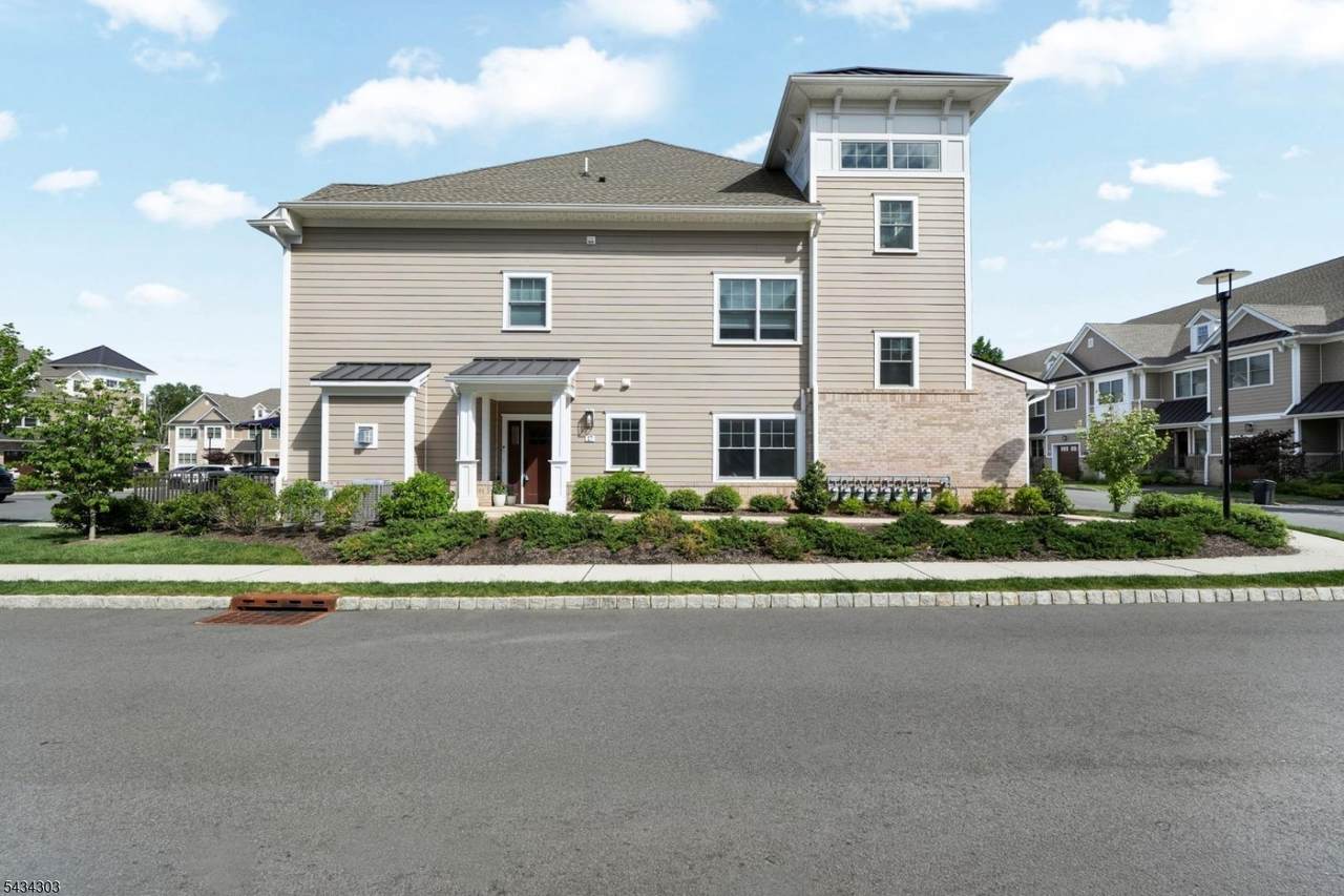 17 Dirlam Dr - Photo 1
