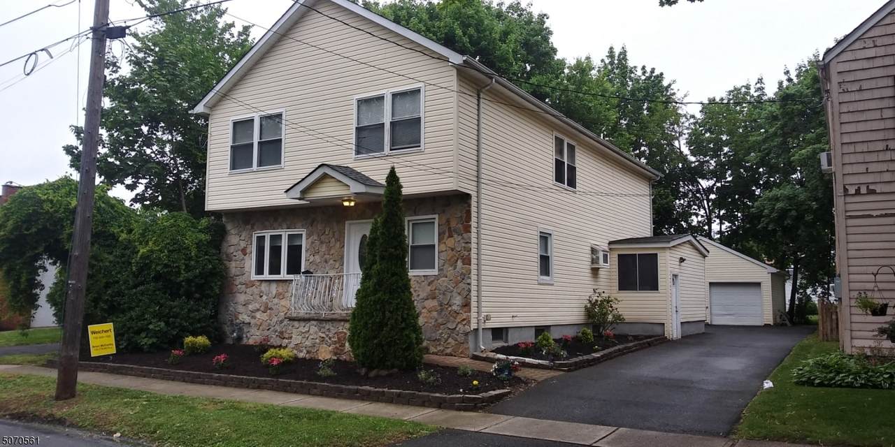 313 Forest Rd - Photo 1