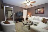 142 Pompton Ave - Photo 3