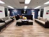 27 Bleeker St - Photo 8