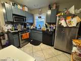 572 Christopher St - Photo 14