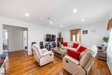 720 Charles St - Photo 4