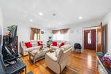 720 Charles St - Photo 6