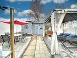381 Keene St - Photo 17