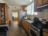 1584 Andrew St - Photo 4