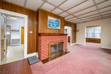 104 Riverside Dr - Photo 2