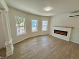 67 Mead St - Photo 3