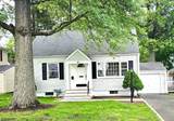 36 Webster Ave - Photo 2