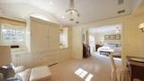 825 Lawrence Ave - Photo 22