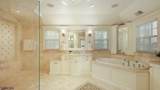 825 Lawrence Ave - Photo 24