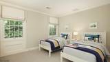 825 Lawrence Ave - Photo 30