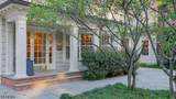 825 Lawrence Ave - Photo 38