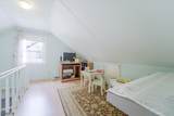 27 Kipp St - Photo 25