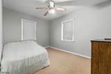 917 Tompkins Ave - Photo 13