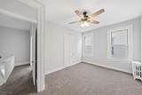 576 Walnut St - Photo 18