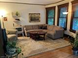1 Irving Pl - Photo 3