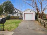 348 Lakeview Ave - Photo 3
