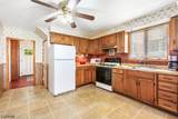 566 Plainfield Ave - Photo 13