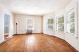 566 Plainfield Ave - Photo 8