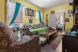1063 Bond St - Photo 3