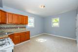 167 Seymour Ave - Photo 4