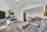 204 Merry Ln - Photo 10