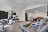 204 Merry Ln - Photo 9