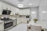 174 Demott Ave - Photo 10