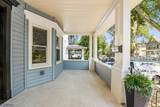 174 Demott Ave - Photo 4