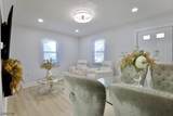 327 Roosevelt Ln - Photo 5