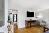 551 Melrose Ave - Photo 3