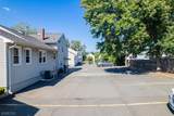30 Brant Ave - Photo 26