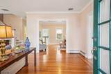 7 Lee Ave - Photo 3