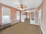 364 Thomas St - Photo 9