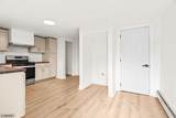 195 Chambers St - Photo 10