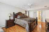 822 Pompton Ave - Photo 19