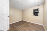 1073 Bond St - Photo 27