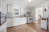 26 Taft St - Photo 12