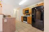415 Plymouth Rd - Photo 16