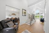 14 Country Ln - Photo 3
