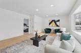 512 N Lake Shore Dr - Photo 3
