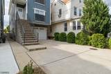 668 Jefferson Ave - Photo 2