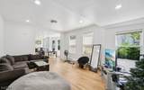 226 Waverly Pl - Photo 3