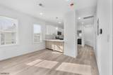 811 Jackson Ave - Photo 6