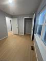 27 Isabella Ave 1st Fl - Photo 18