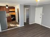 1112 Rivington St - Photo 3