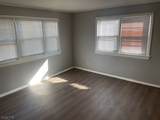 1112 Rivington St - Photo 6