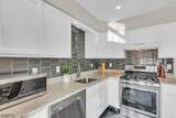 319 Hannah Way - Photo 10